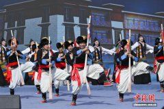 西藏“大地欢歌 格桑花演出季”惠民演出 绽放基层文化活力